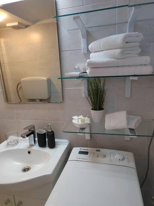 Studio Apartman Tadic 马图利 外观 照片